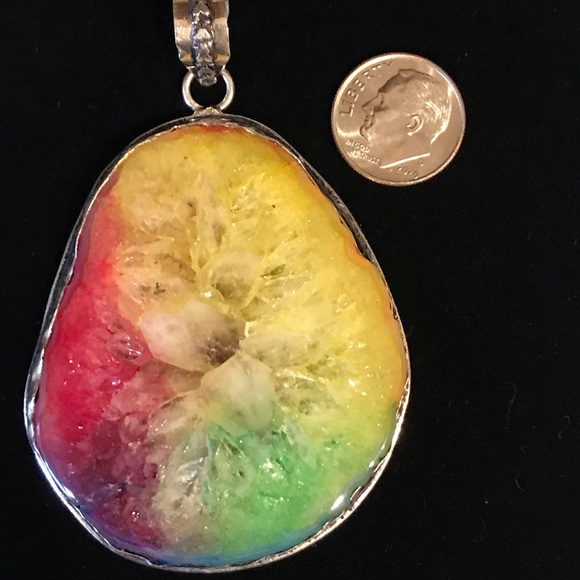 Jewelry - Solar Quartz Pendant 💗